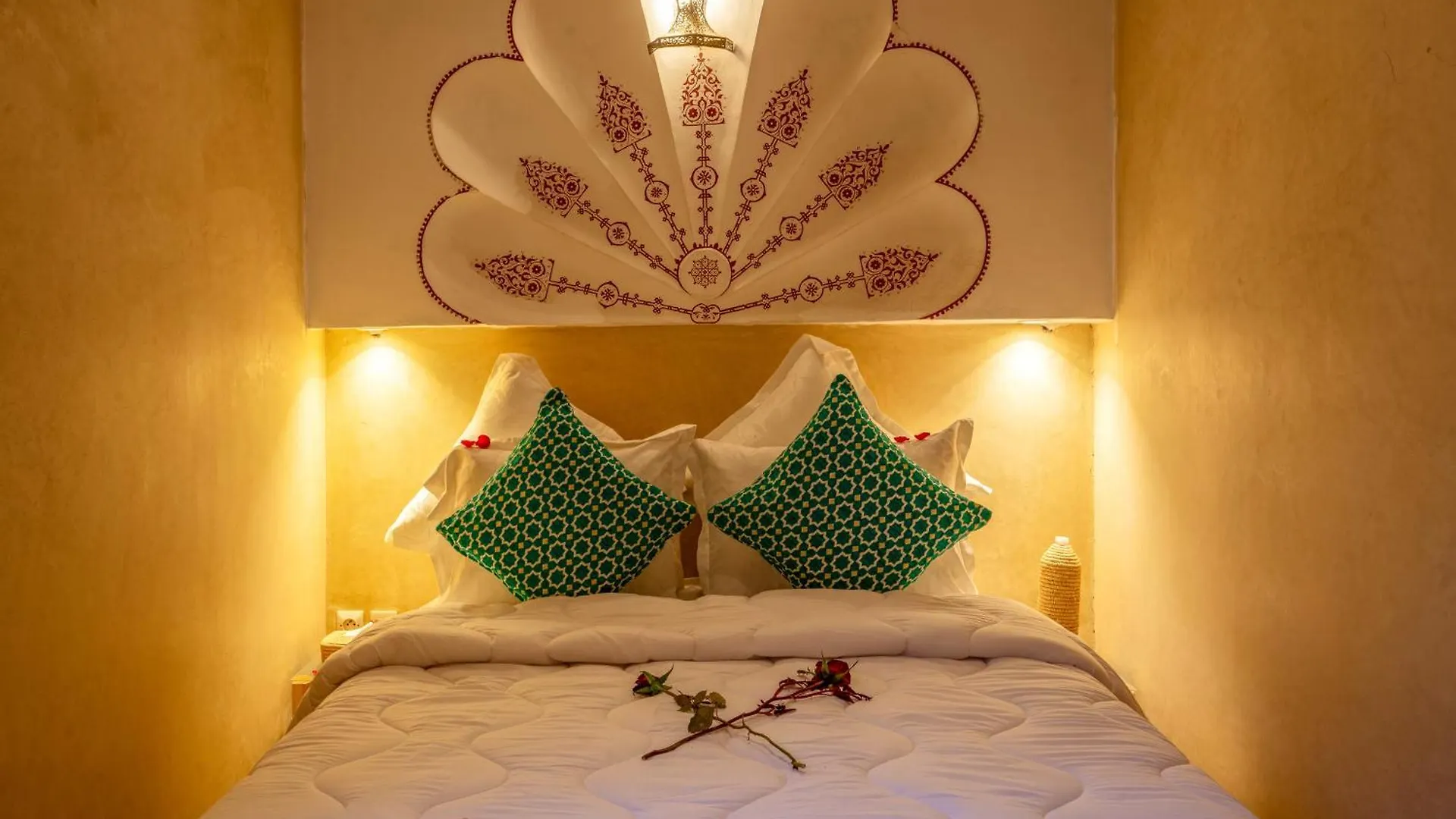 Bed & Breakfast Riad Le Graff Pink Marrakesh