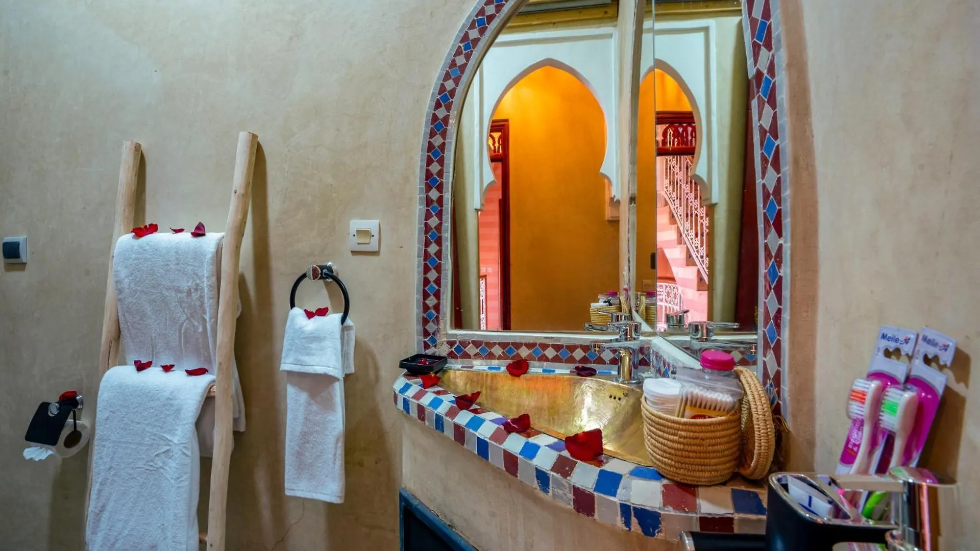 Bed & Breakfast Riad Le Graff Pink Marrakesh Morocco