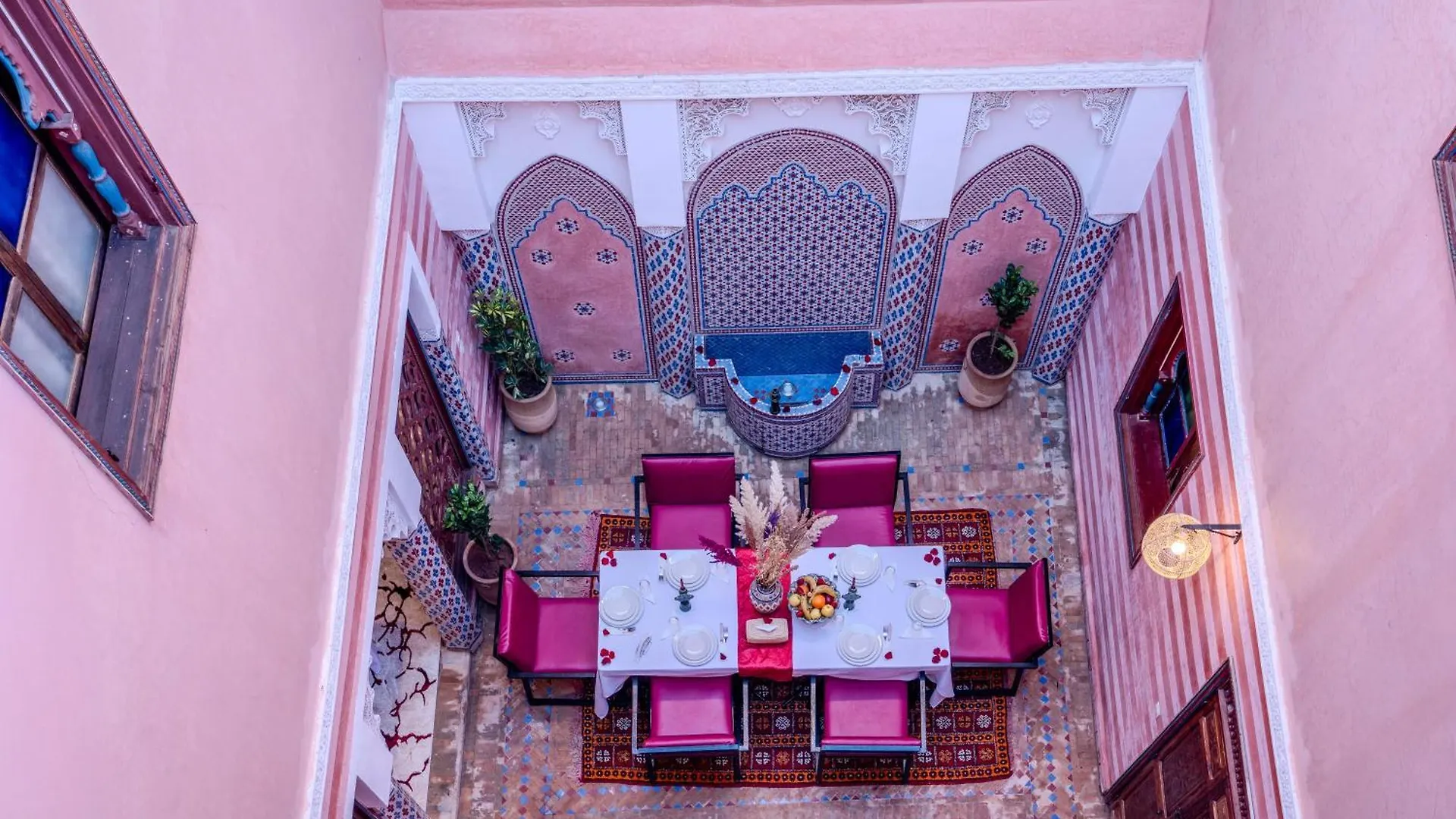 Bed & Breakfast Riad Le Graff Pink Marrakesh
